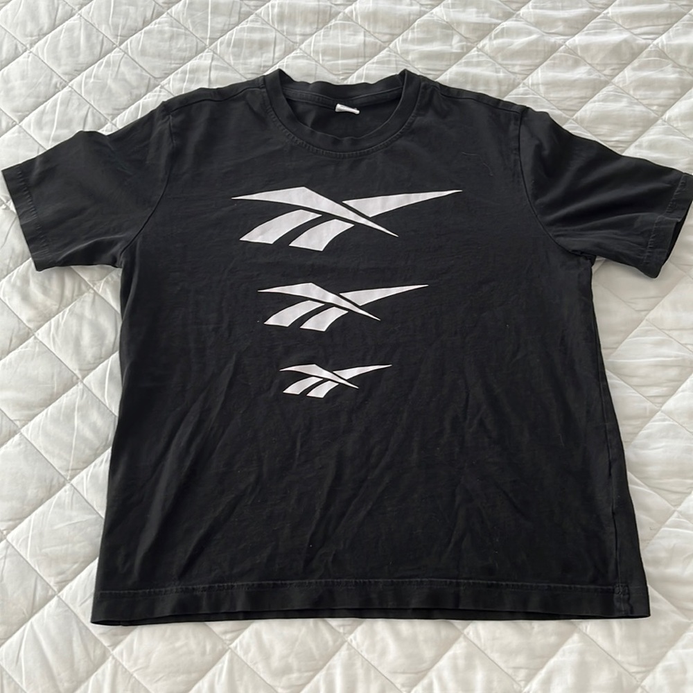 🌸Reebok Black Workout Tee